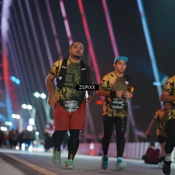 Runner Photo 6296384