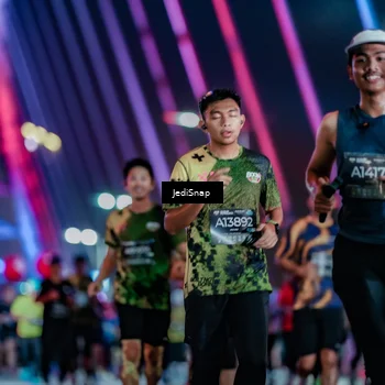 Runner Photo 6296388