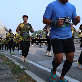 Runner Photo 6296390