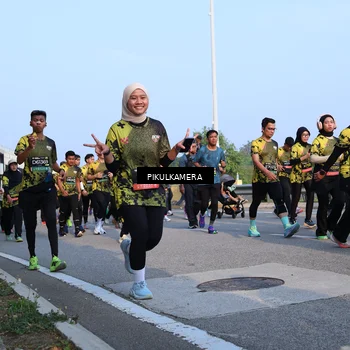 Runner Photo 6296414