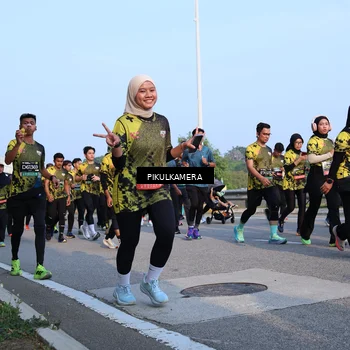 Runner Photo 6296426