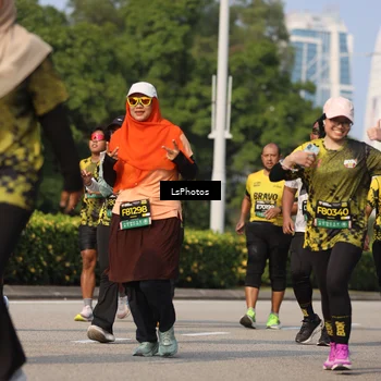 Runner Photo 6296443