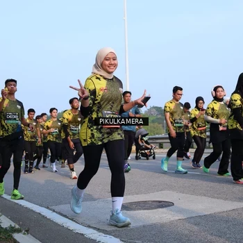 Runner Photo 6296469