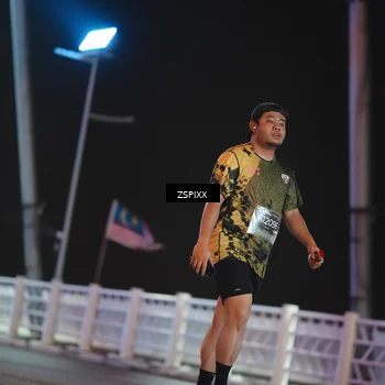 Runner Photo 6296486