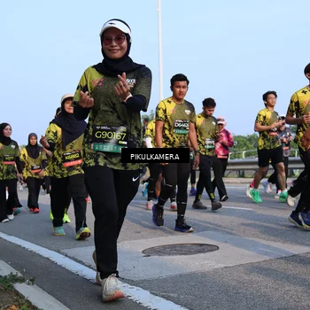 Runner Photo 6296515
