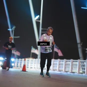 Runner Photo 6296526