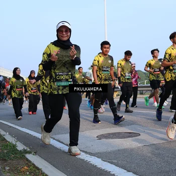 Runner Photo 6296536