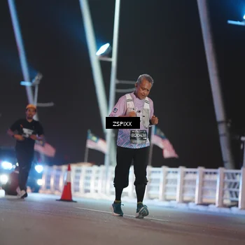 Runner Photo 6296541