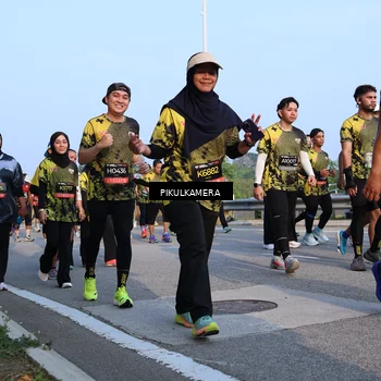 Runner Photo 6296544