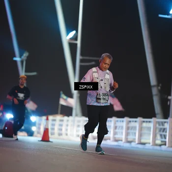 Runner Photo 6296566