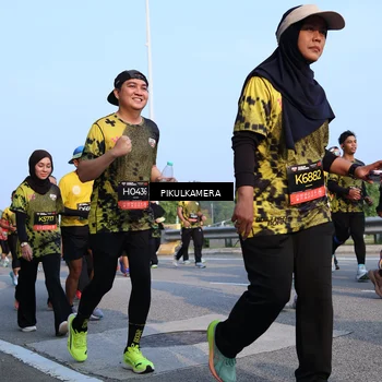 Runner Photo 6296592