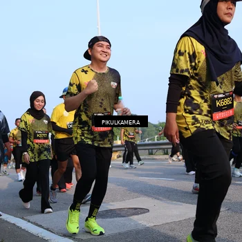Runner Photo 6296598