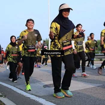 Runner Photo 6296610