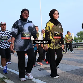 Runner Photo 6296639