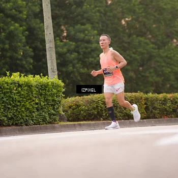 Runner Photo 6296689