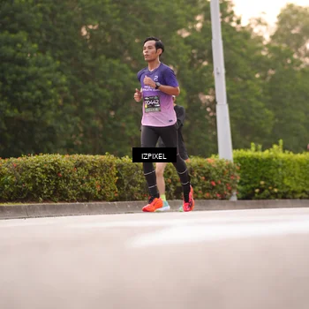 Runner Photo 6296693