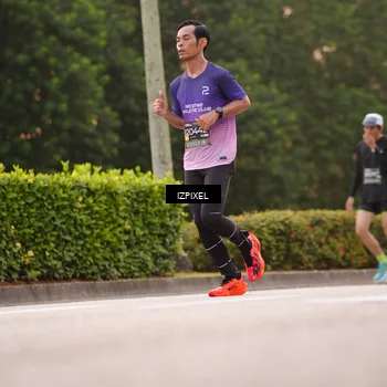 Runner Photo 6296724