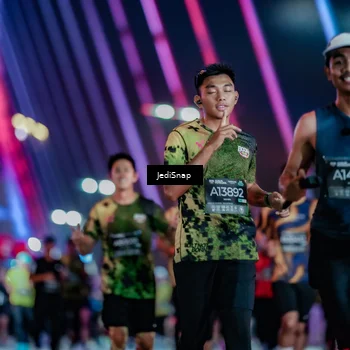 Runner Photo 6296727