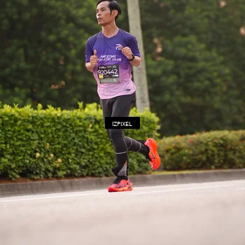 Runner Photo 6296743
