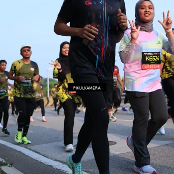 Runner Photo 6296766