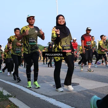 Runner Photo 6296792