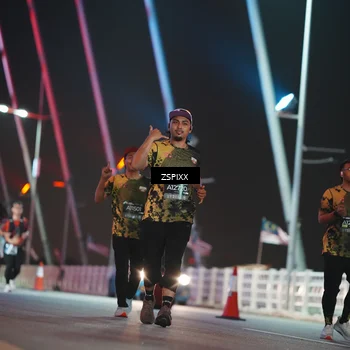 Runner Photo 6296797
