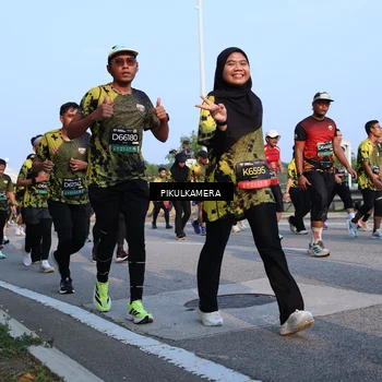 Runner Photo 6296827