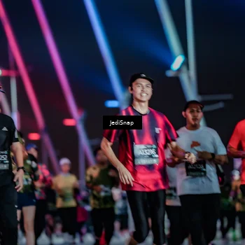 Runner Photo 6296882