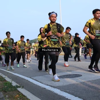 Runner Photo 6296900
