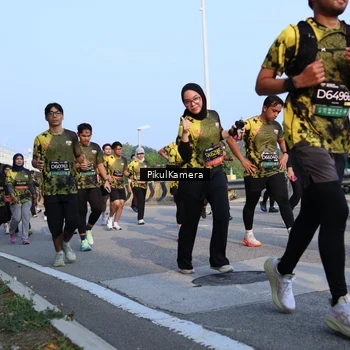 Runner Photo 6296909