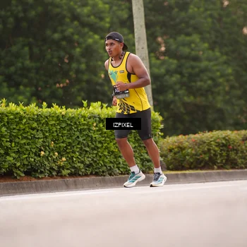 Runner Photo 6296937