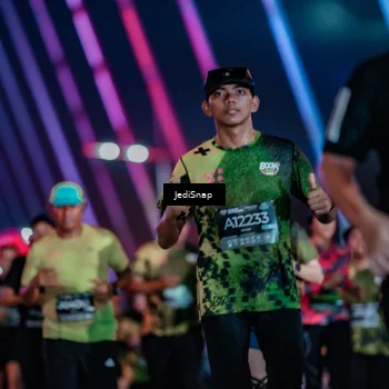 Runner Photo 6296968