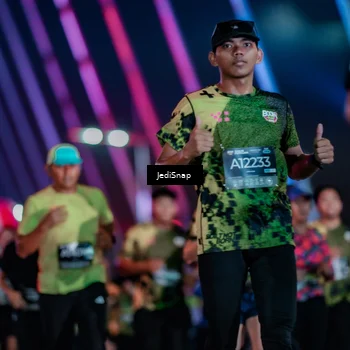 Runner Photo 6296971
