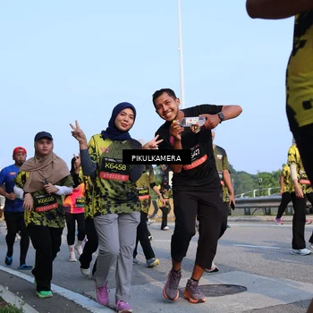 Runner Photo 6297005