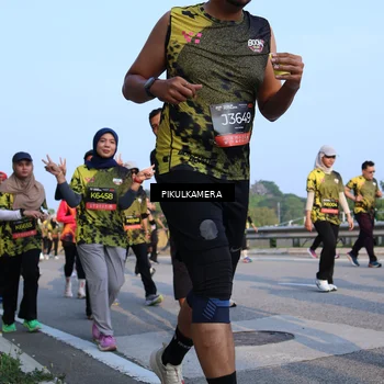 Runner Photo 6297011