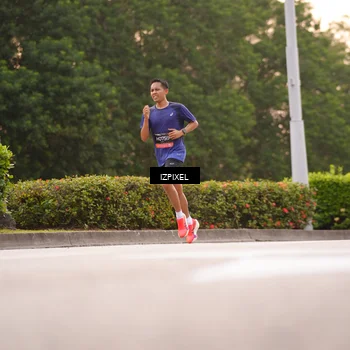 Runner Photo 6297026
