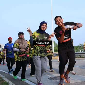 Runner Photo 6297030