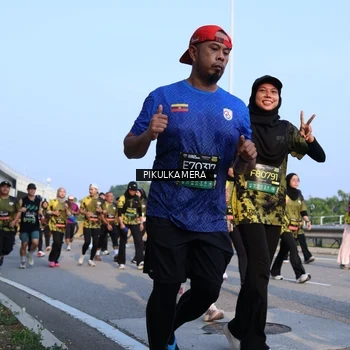 Runner Photo 6297045