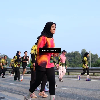 Runner Photo 6297077