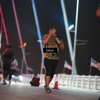 Runner Photo 6297079