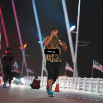 Runner Photo 6297101