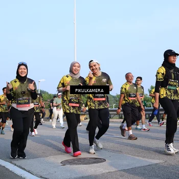 Runner Photo 6297114