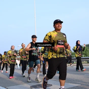 Runner Photo 6297132