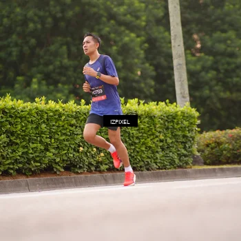 Runner Photo 6297155