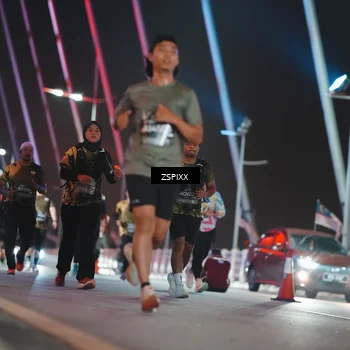 Runner Photo 6297159