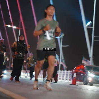Runner Photo 6297199