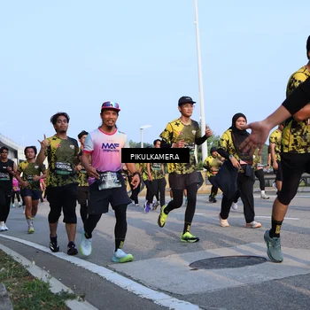 Runner Photo 6297223