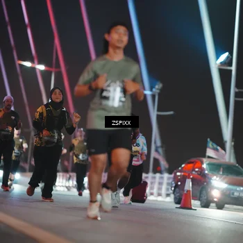 Runner Photo 6297259