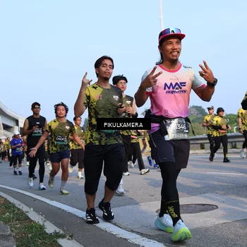 Runner Photo 6297307