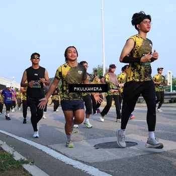Runner Photo 6297310
